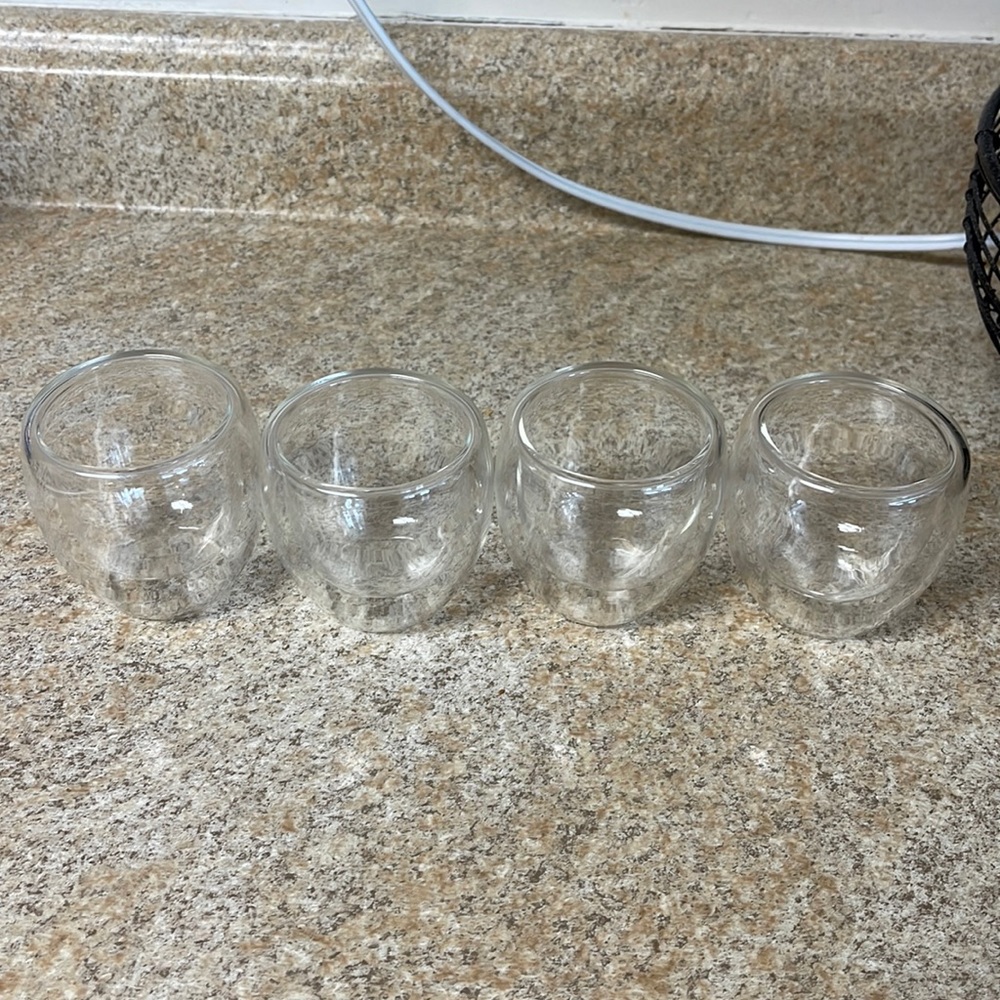 Set of 4 espresso glasses